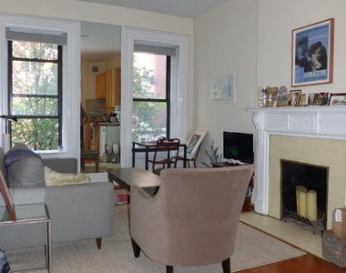 110 E 61st Street - Photo Thumbnail 2