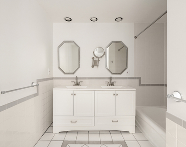 129 E 17th Street - Photo Thumbnail 5