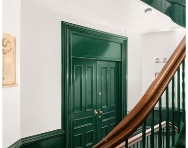 129 E 17th Street - Photo Thumbnail 10