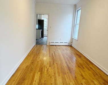 530 Driggs Avenue - Photo Thumbnail 10