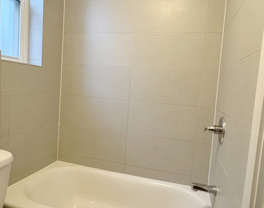 530 Driggs Avenue - Photo Thumbnail 6