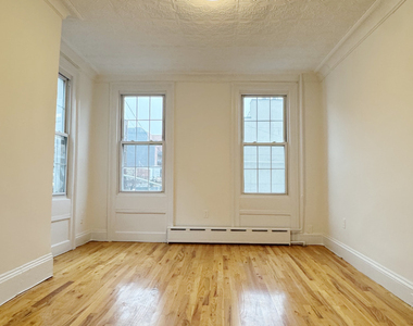 530 Driggs Avenue - Photo Thumbnail 8