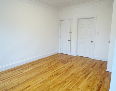 530 Driggs Avenue - Photo Thumbnail 11