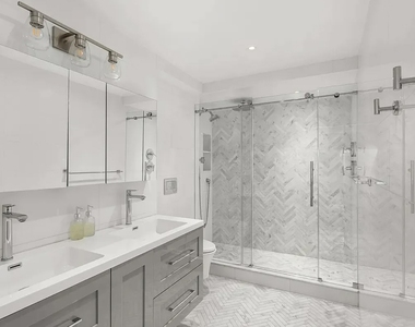 69 5th Avenue - Photo Thumbnail 12