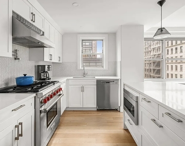 69 5th Avenue - Photo Thumbnail 3