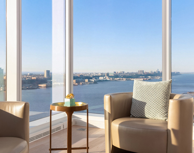 30 Riverside Boulevard - Photo Thumbnail 2