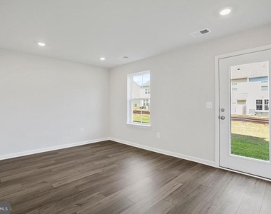 131 Kinkade Court - Photo Thumbnail 1