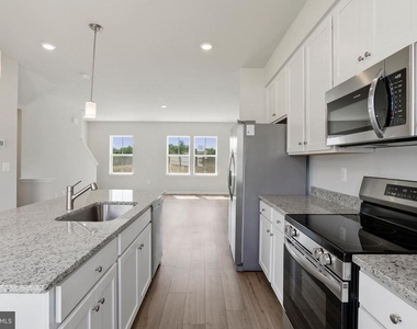 131 Kinkade Court - Photo Thumbnail 9