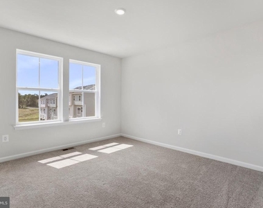 131 Kinkade Court - Photo Thumbnail 18