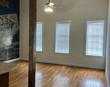 302 N Cameron Street - Photo Thumbnail 13