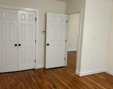 302 N Cameron Street - Photo Thumbnail 12