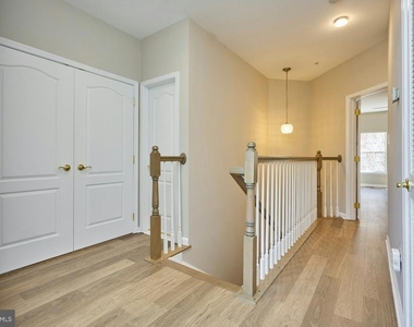 7166 Little Thames Drive - Photo Thumbnail 15