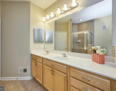 7166 Little Thames Drive - Photo Thumbnail 21