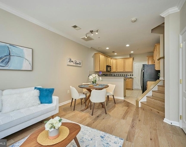 7166 Little Thames Drive - Photo Thumbnail 3
