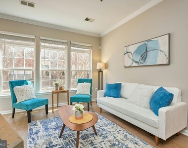 7166 Little Thames Drive - Photo Thumbnail 5