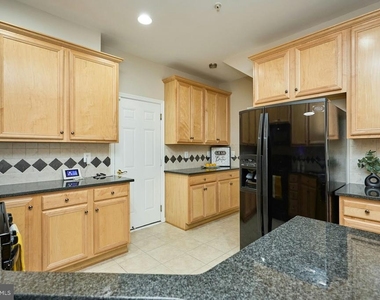 7166 Little Thames Drive - Photo Thumbnail 11