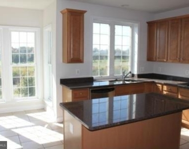 9549 Mountwood Drive - Photo Thumbnail 4