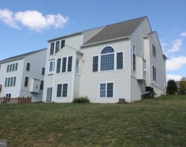 9549 Mountwood Drive - Photo Thumbnail 22