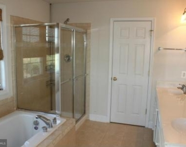 9549 Mountwood Drive - Photo Thumbnail 10