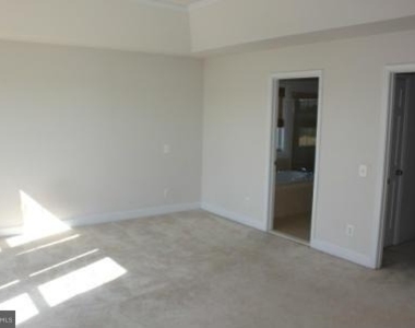 9549 Mountwood Drive - Photo Thumbnail 8