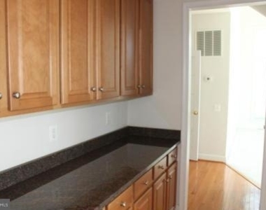 9549 Mountwood Drive - Photo Thumbnail 13