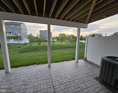 10604 Sheffield Glen Lane - Photo Thumbnail 22