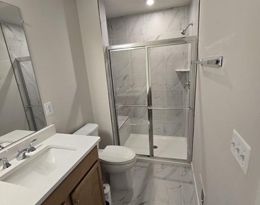 10604 Sheffield Glen Lane - Photo Thumbnail 6