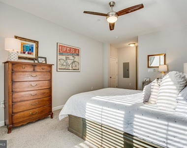 500 Belmont Bay Drive - Photo Thumbnail 28