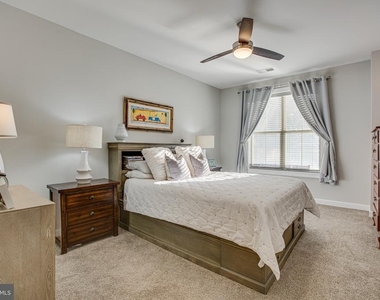 500 Belmont Bay Drive - Photo Thumbnail 31