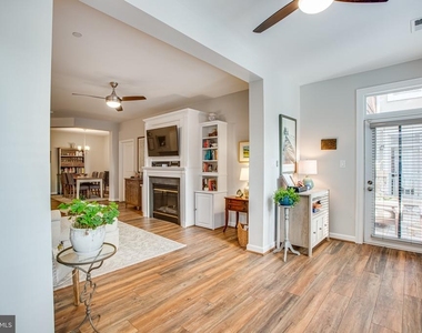 500 Belmont Bay Drive - Photo Thumbnail 14