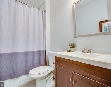 500 Belmont Bay Drive - Photo Thumbnail 21