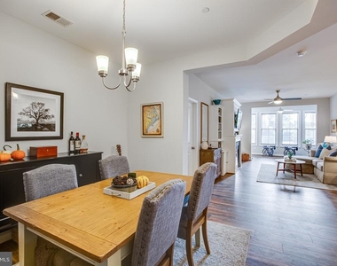 500 Belmont Bay Drive - Photo Thumbnail 4