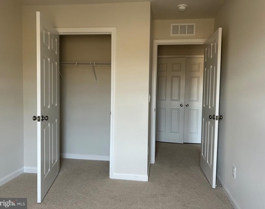224 Caterpillar Drive - Photo Thumbnail 21