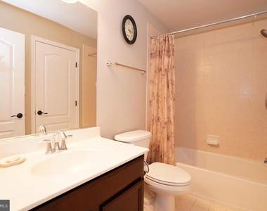 20779 Crescent Pointe Place - Photo Thumbnail 30