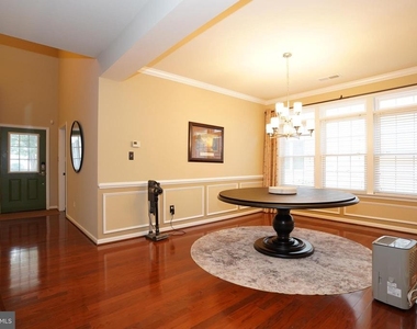 20779 Crescent Pointe Place - Photo Thumbnail 5