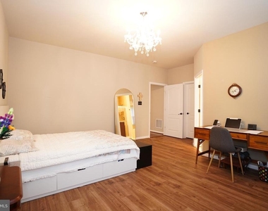 20779 Crescent Pointe Place - Photo Thumbnail 22