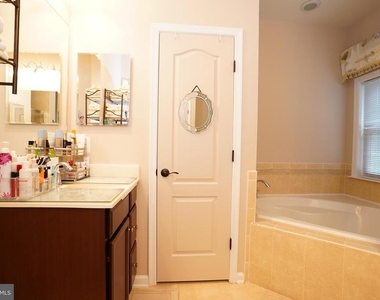 20779 Crescent Pointe Place - Photo Thumbnail 21