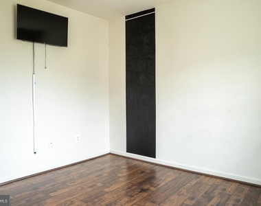 42243 Canary Grass Square - Photo Thumbnail 38
