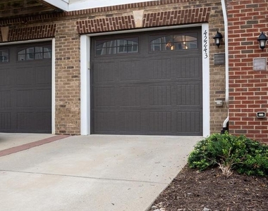 42243 Canary Grass Square - Photo Thumbnail 81