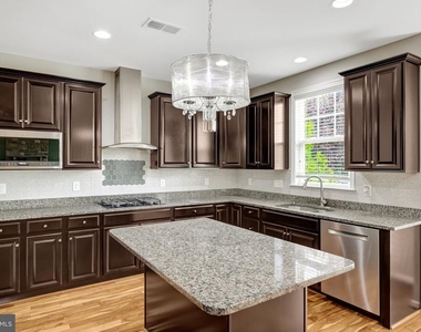21236 Lady Fern Place - Photo Thumbnail 9