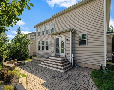 21236 Lady Fern Place - Photo Thumbnail 32