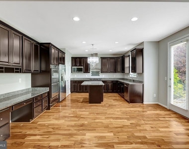 21236 Lady Fern Place - Photo Thumbnail 11