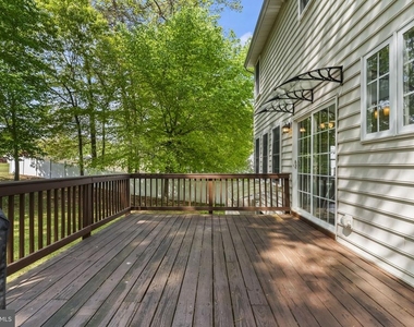 9533 Barbaras Way - Photo Thumbnail 37