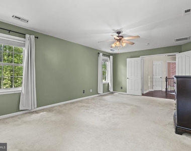 9533 Barbaras Way - Photo Thumbnail 29