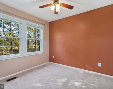2621 John Milton Drive - Photo Thumbnail 31