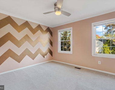 2621 John Milton Drive - Photo Thumbnail 27