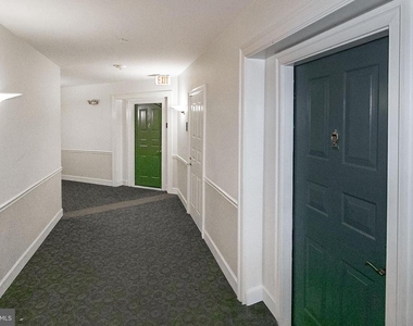 2204 Westcourt Lane - Photo Thumbnail 6