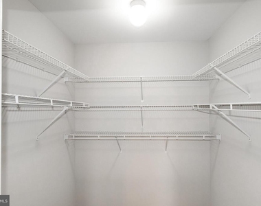 2204 Westcourt Lane - Photo Thumbnail 20