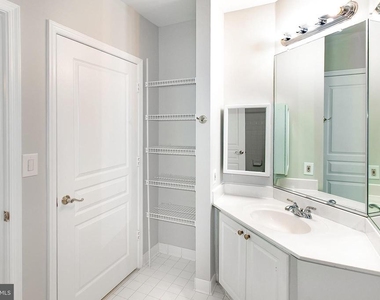 2204 Westcourt Lane - Photo Thumbnail 21