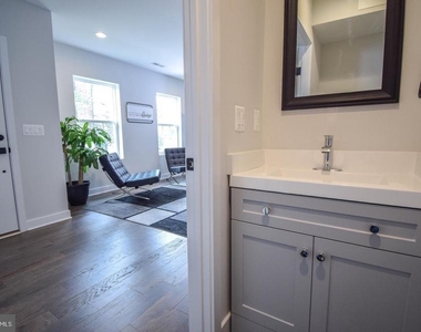 8276 Safarian Way - Photo Thumbnail 6